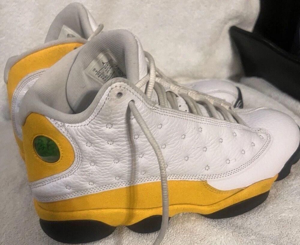 Size 9 - Jordan 13 Del Sol 2022